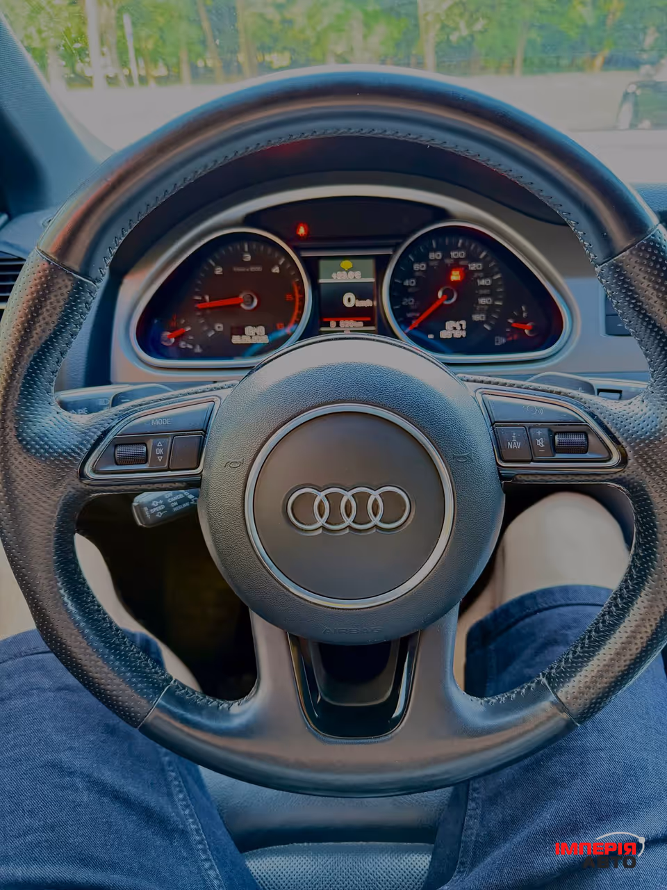 Audi Q7 - фото 7