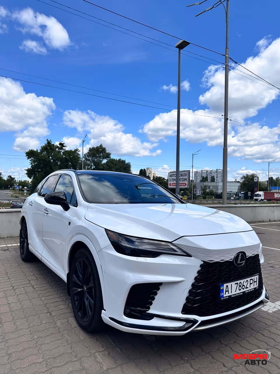 Lexus RX - фото 4