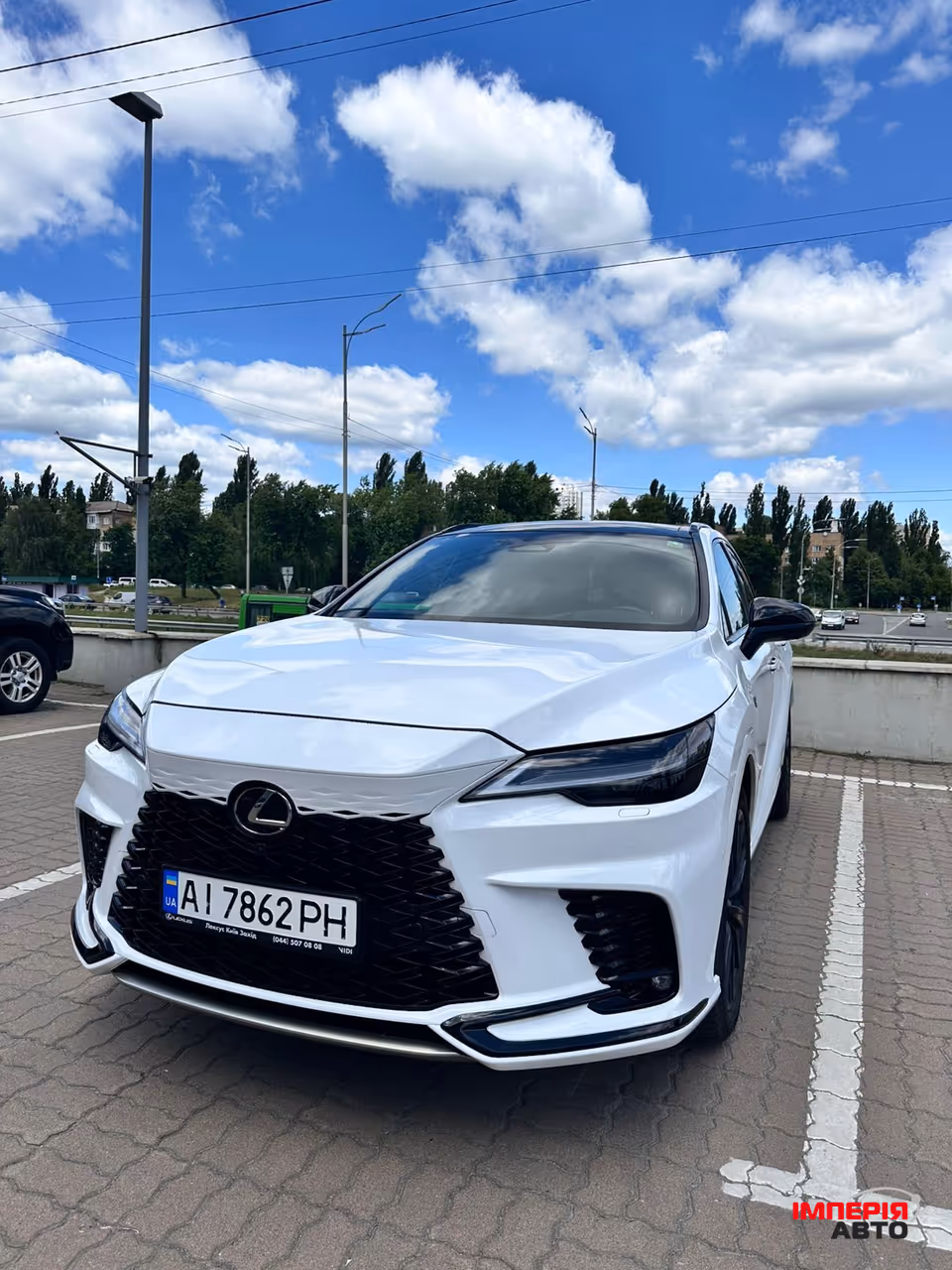 Lexus RX - фото 3