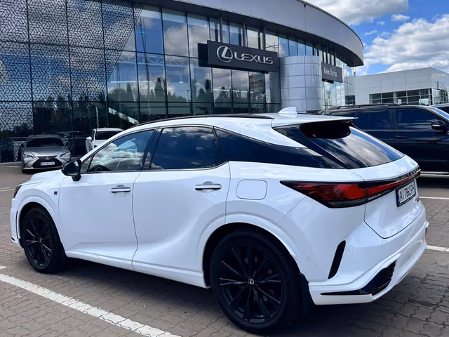 Lexus RX - фото 2