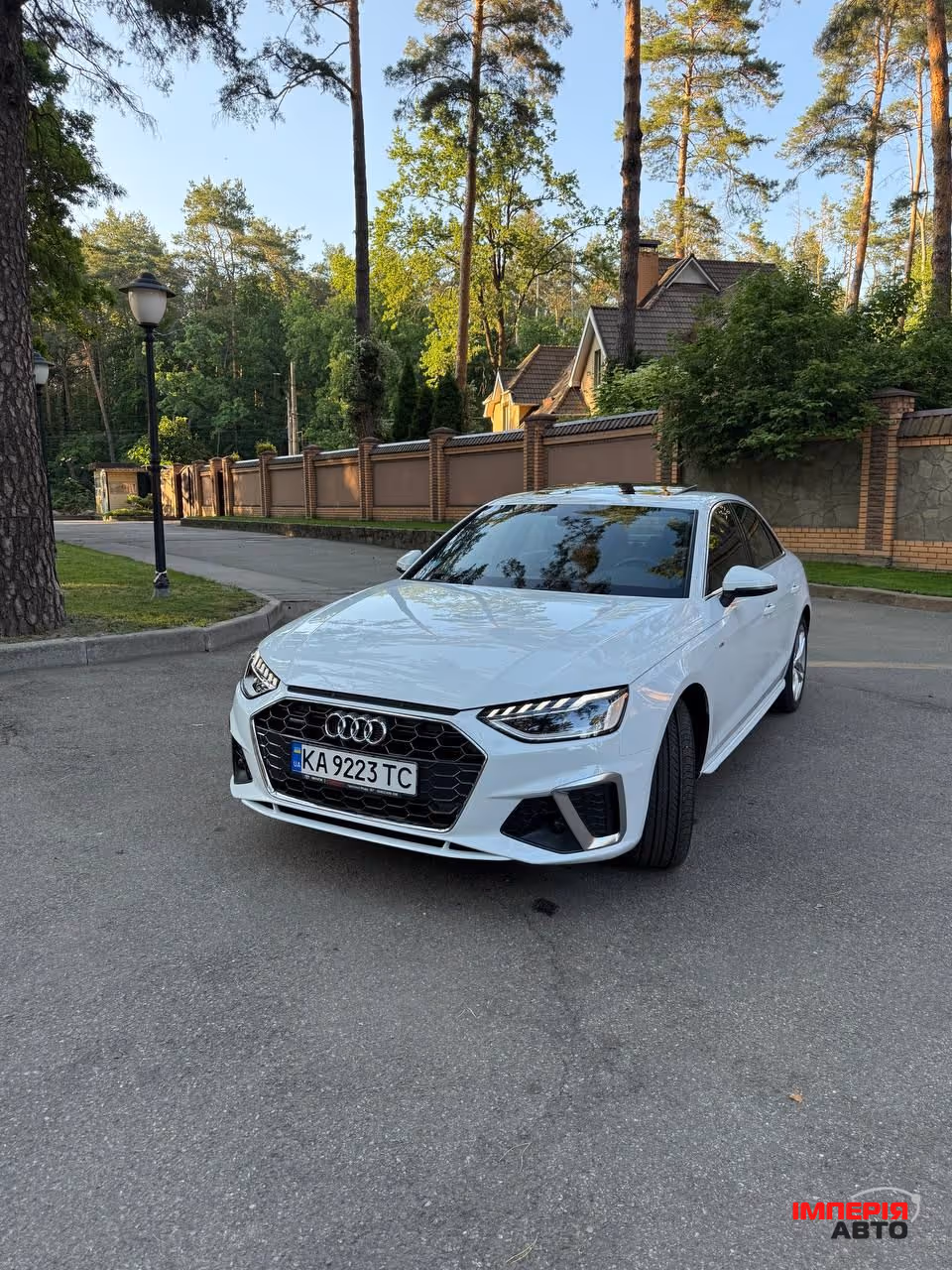 Audi A4 - фото 17