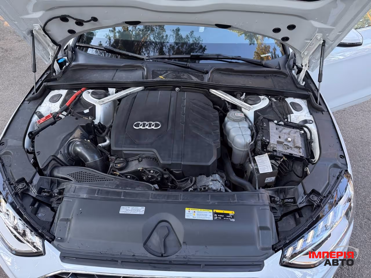 Audi A4 - фото 30