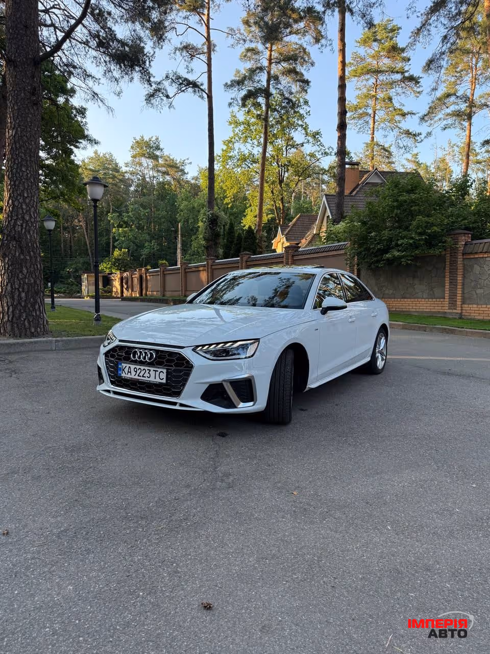 Audi A4 - фото 20