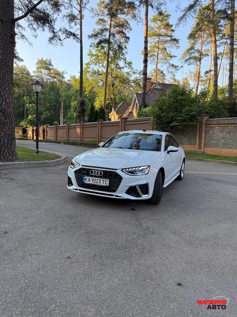 Audi A4 - фото 18