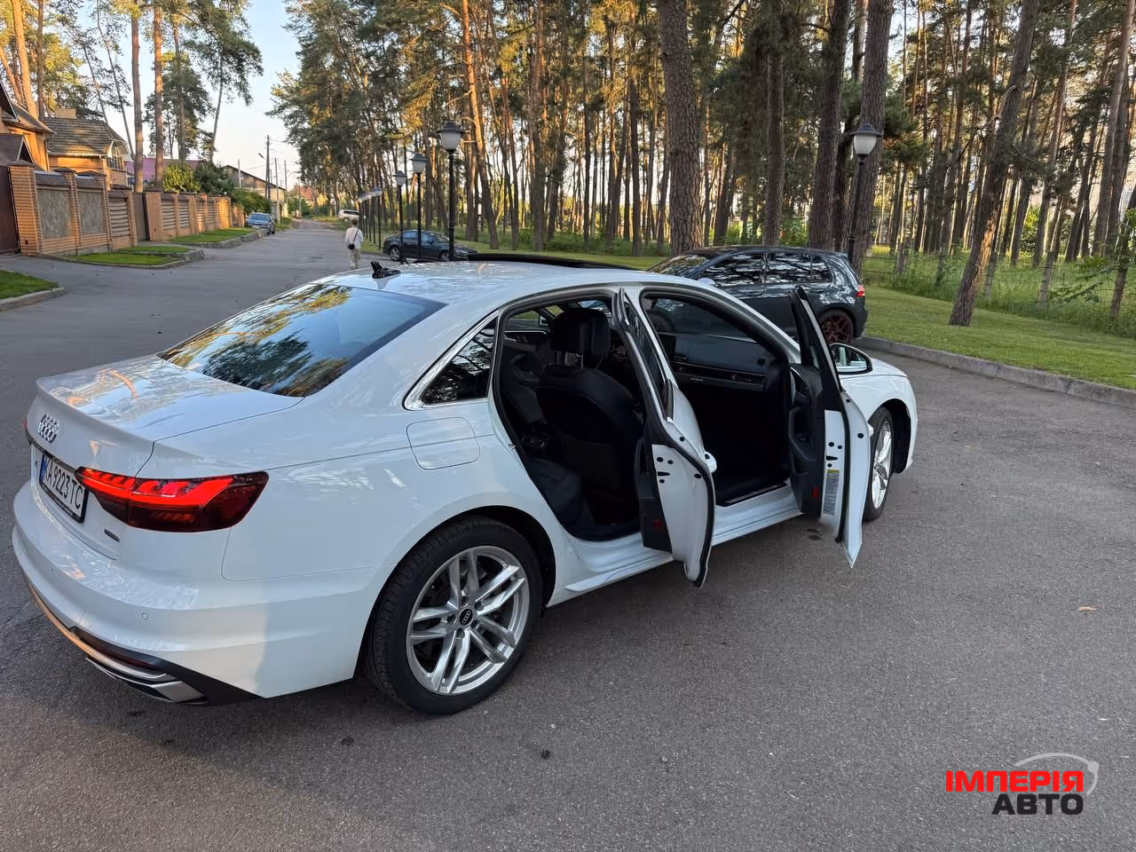 Audi A4 - фото 31
