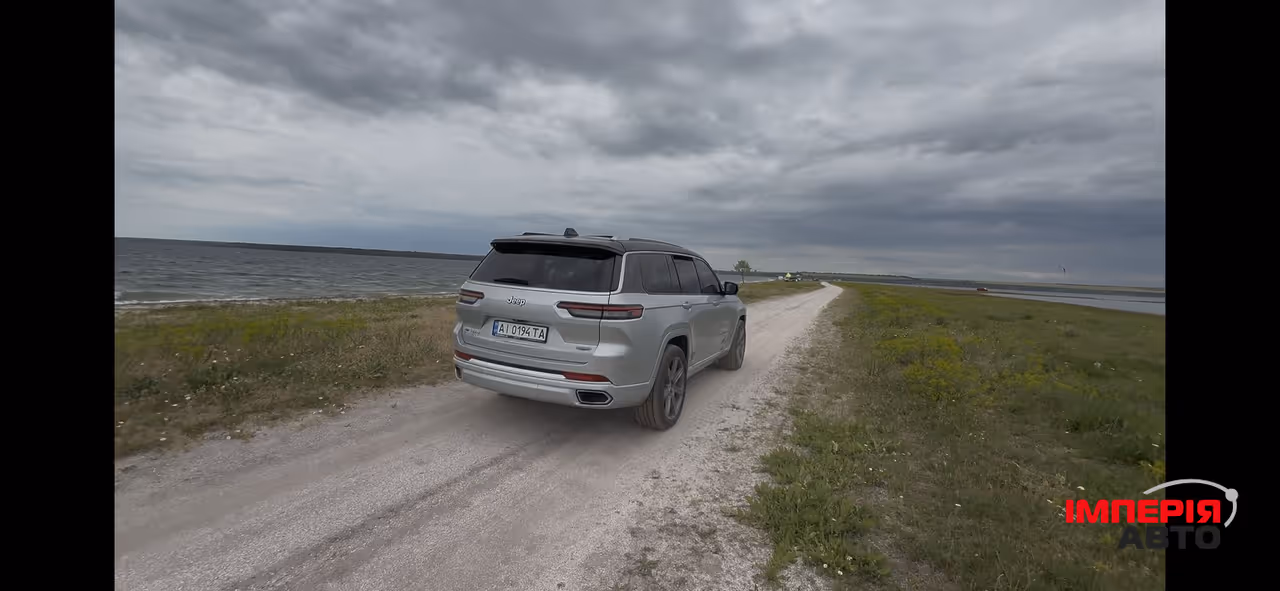 Jeep Grand Cherokee - фото 22