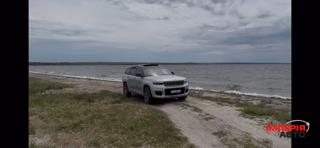 Jeep Grand Cherokee - фото 10