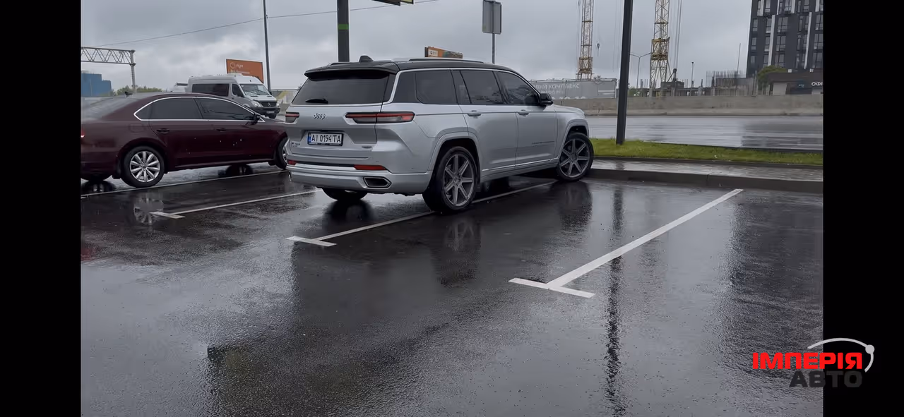 Jeep Grand Cherokee - фото 32