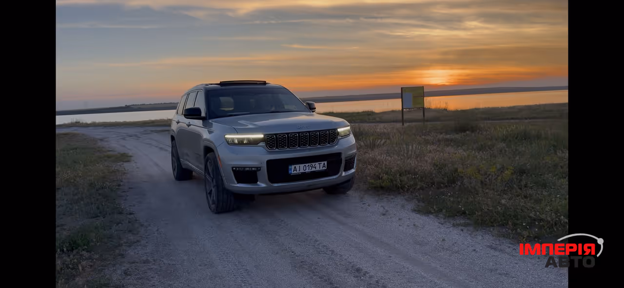 Jeep Grand Cherokee - фото 26