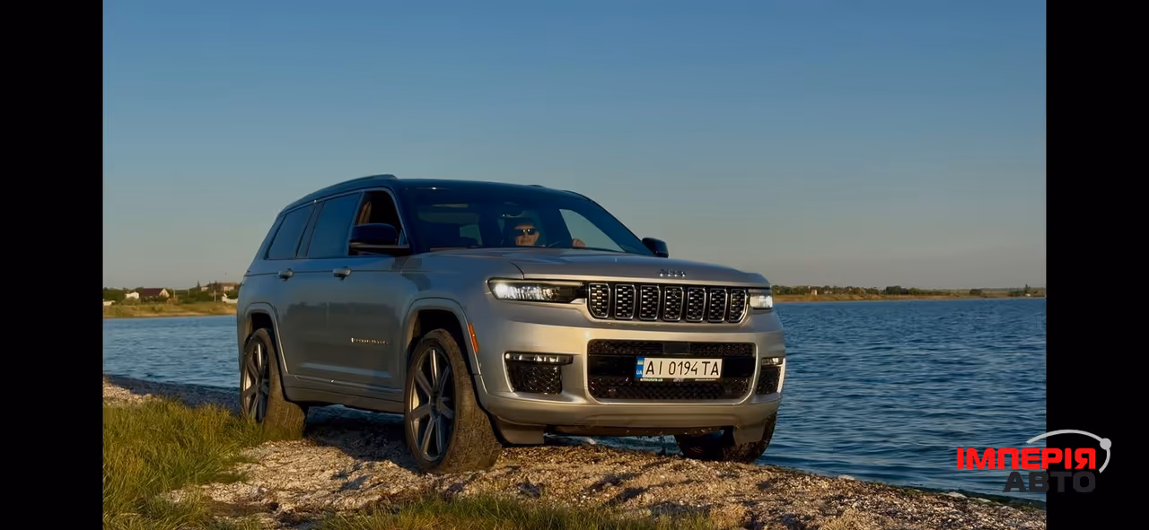 Jeep Grand Cherokee - фото 9