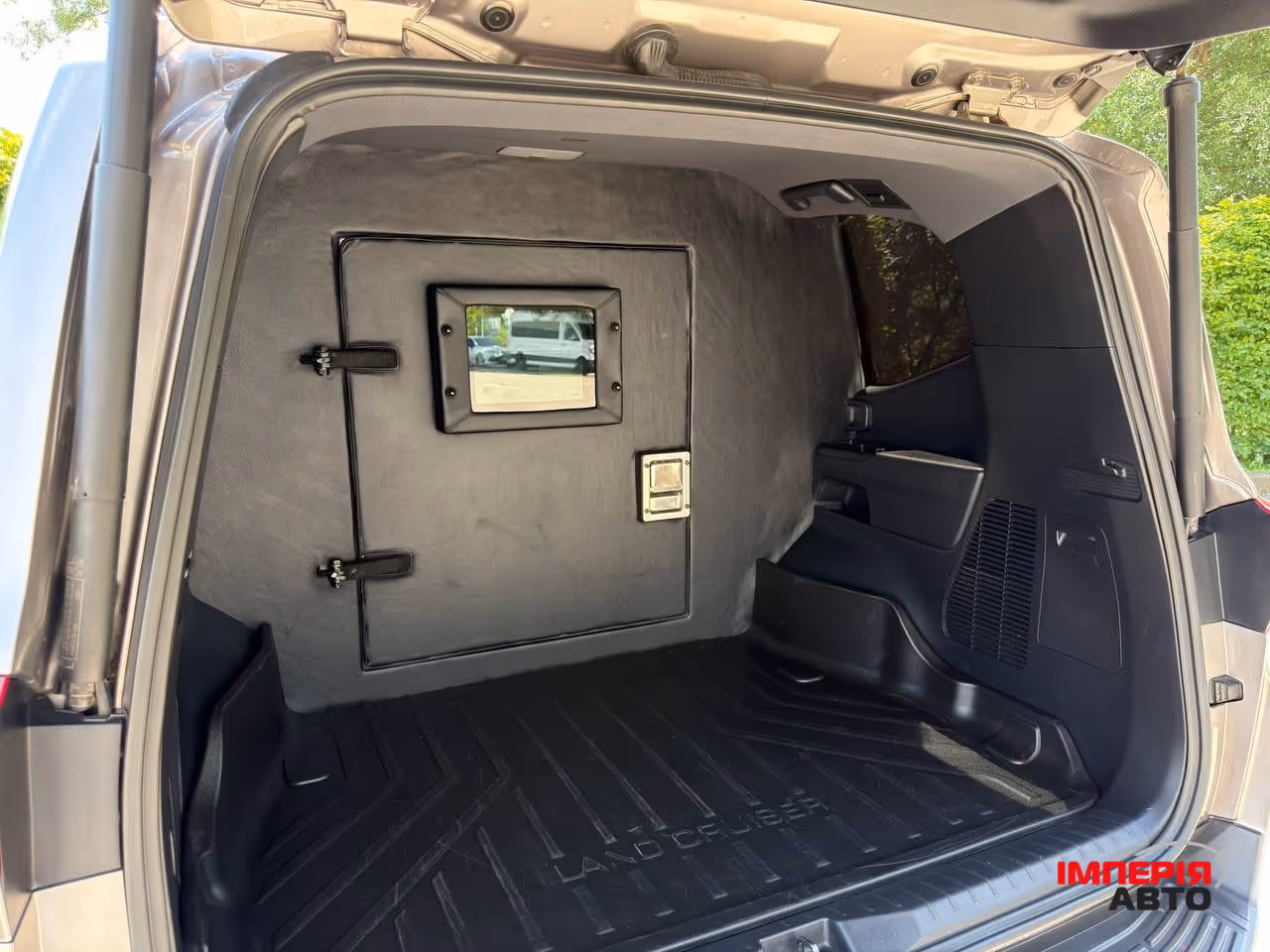 Toyota Land Cruiser - фото 10