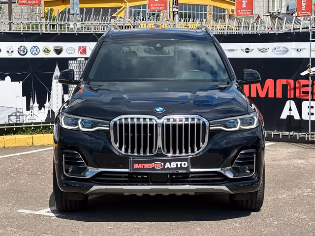 BMW X7 - фото 3