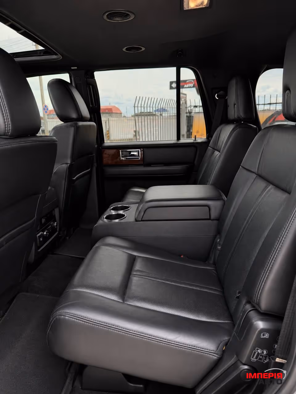 Lincoln Navigator - фото 13
