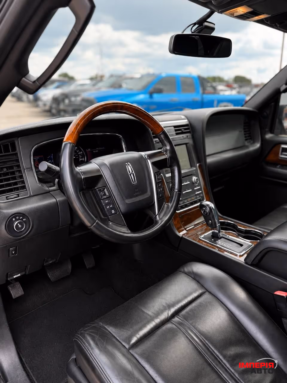 Lincoln Navigator - фото 14