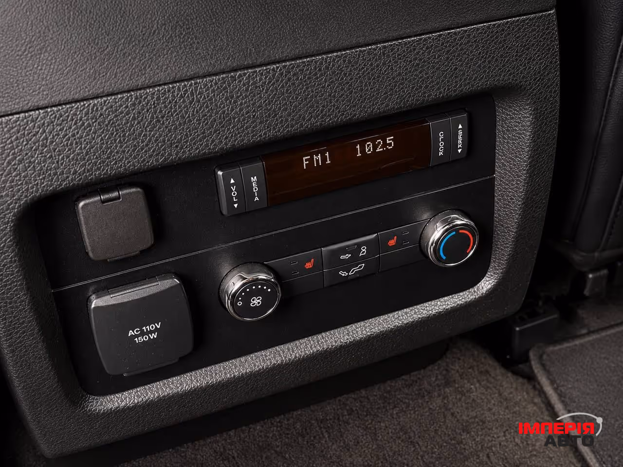 Lincoln Navigator - фото 12
