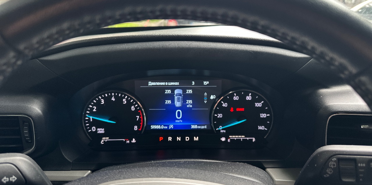 Ford Explorer - фото 19