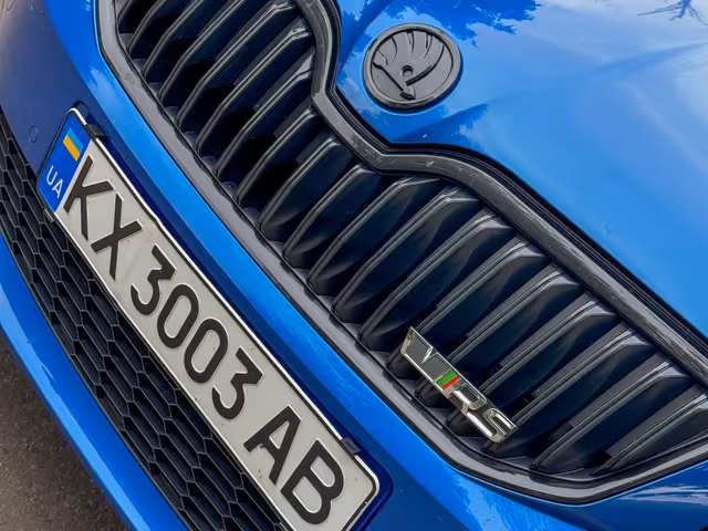 Skoda Octavia RS - фото 3