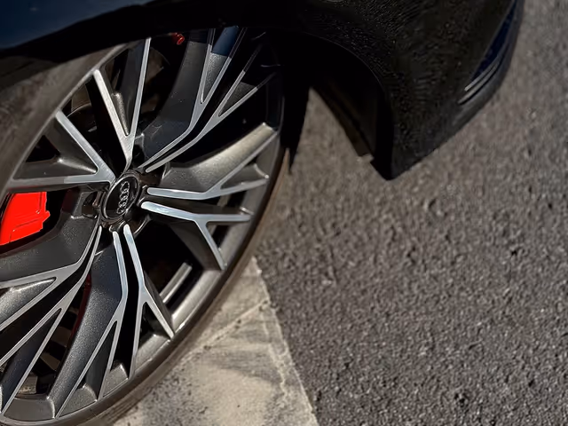 Audi A7 - фото 3