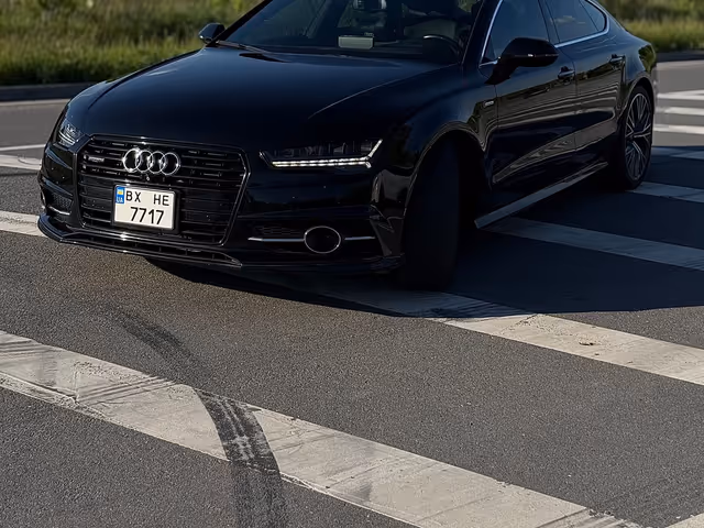 Audi A7 - фото 1