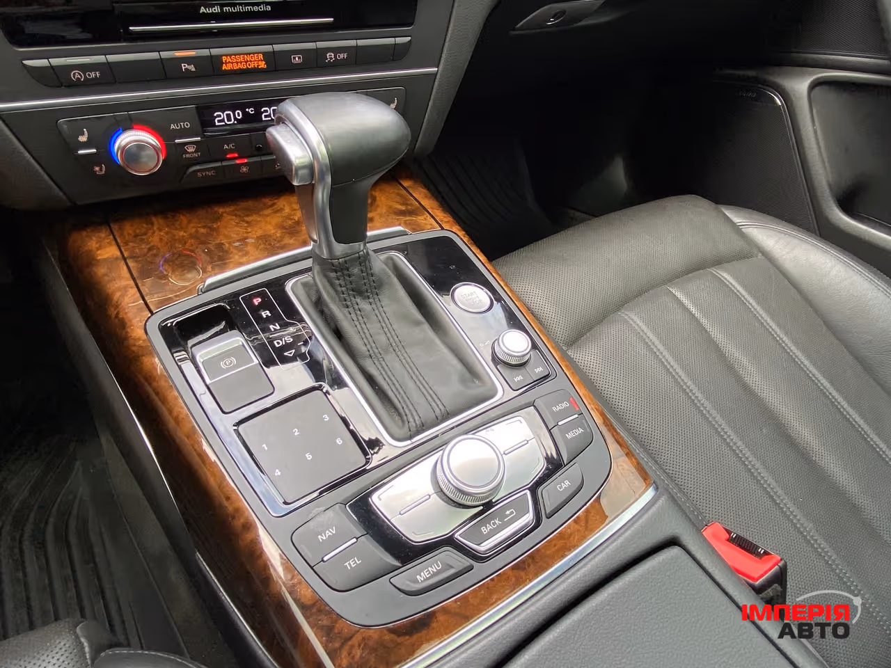 Audi A6 - фото 9