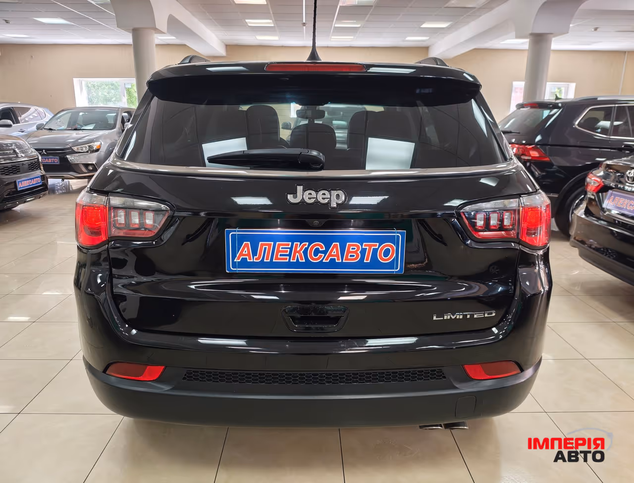 Jeep Compass - фото 5