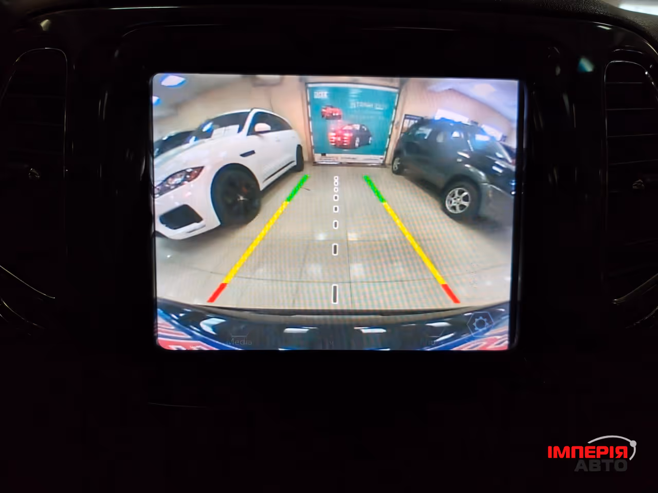 Jeep Compass - фото 13