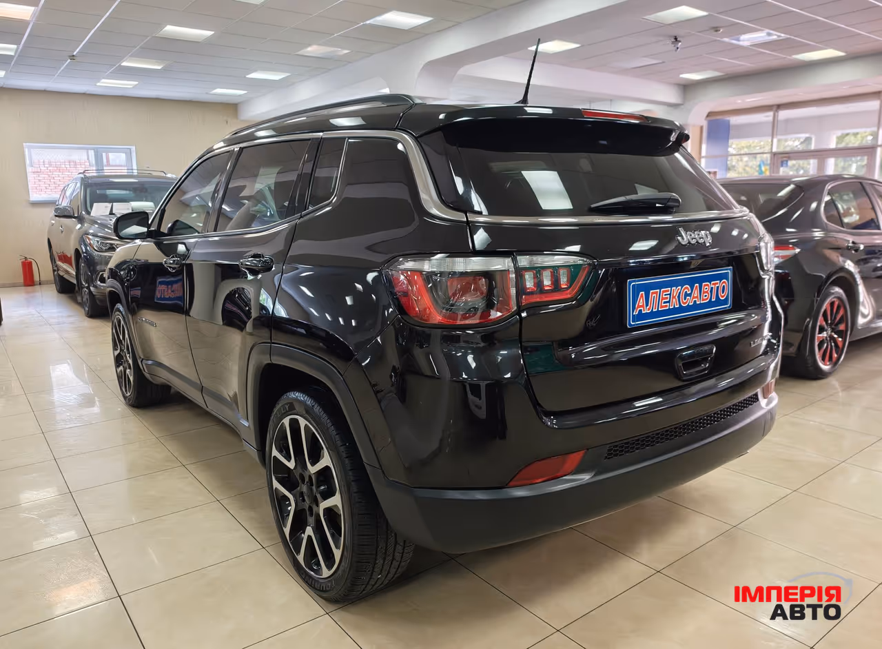 Jeep Compass - фото 4