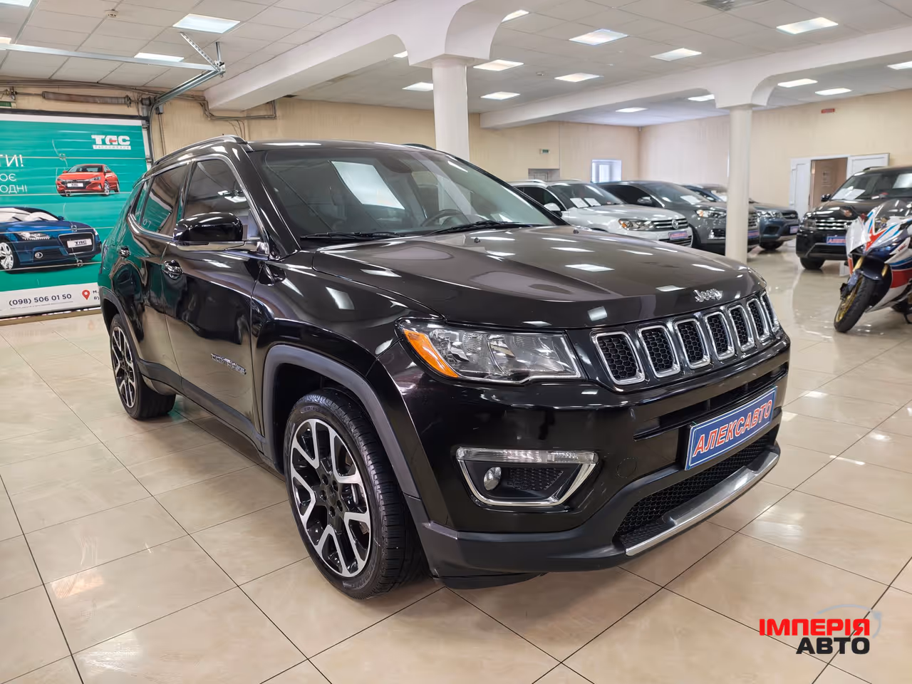 Jeep Compass - фото 1