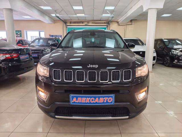 Jeep Compass - фото 2
