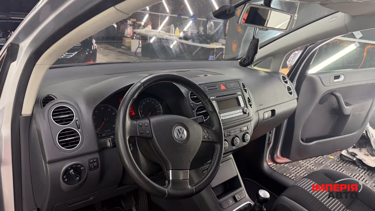 Volkswagen Golf Plus - фото 8