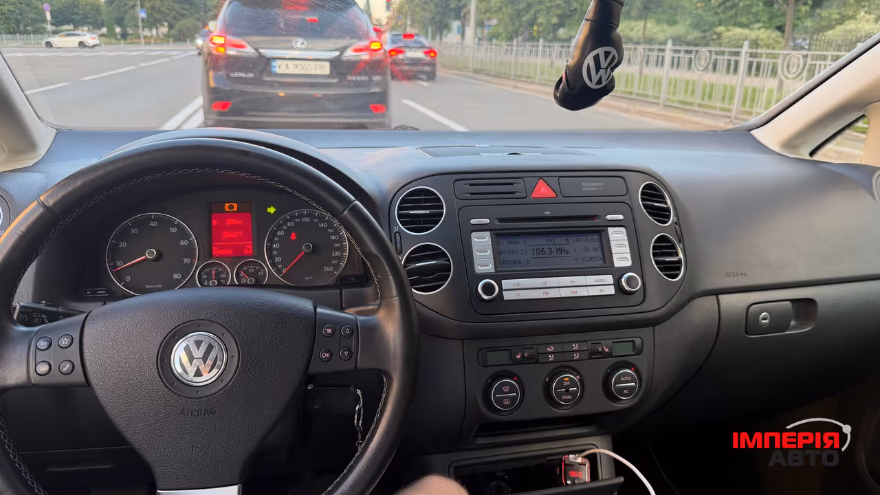 Volkswagen Golf Plus - фото 10