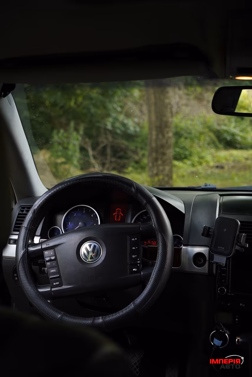 Volkswagen Touareg - фото 19