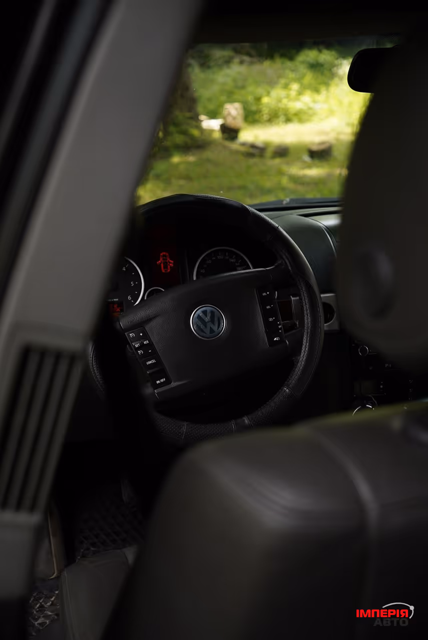Volkswagen Touareg - фото 15