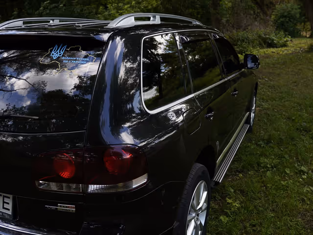 Volkswagen Touareg - фото 5