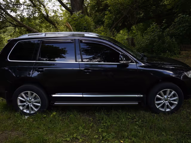 Volkswagen Touareg - фото 4