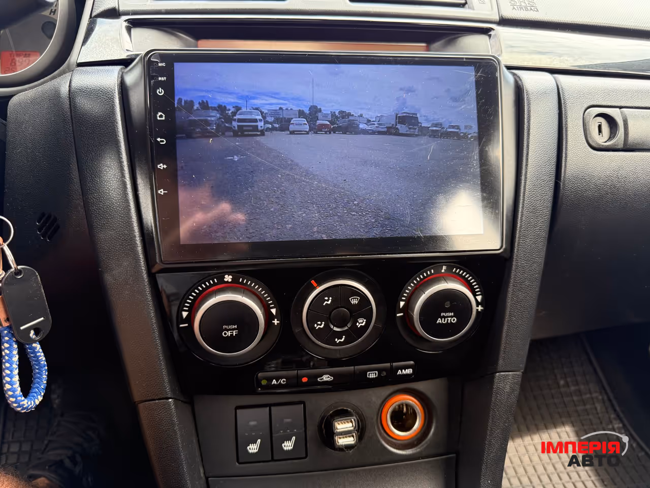 Mazda 3 - фото 13