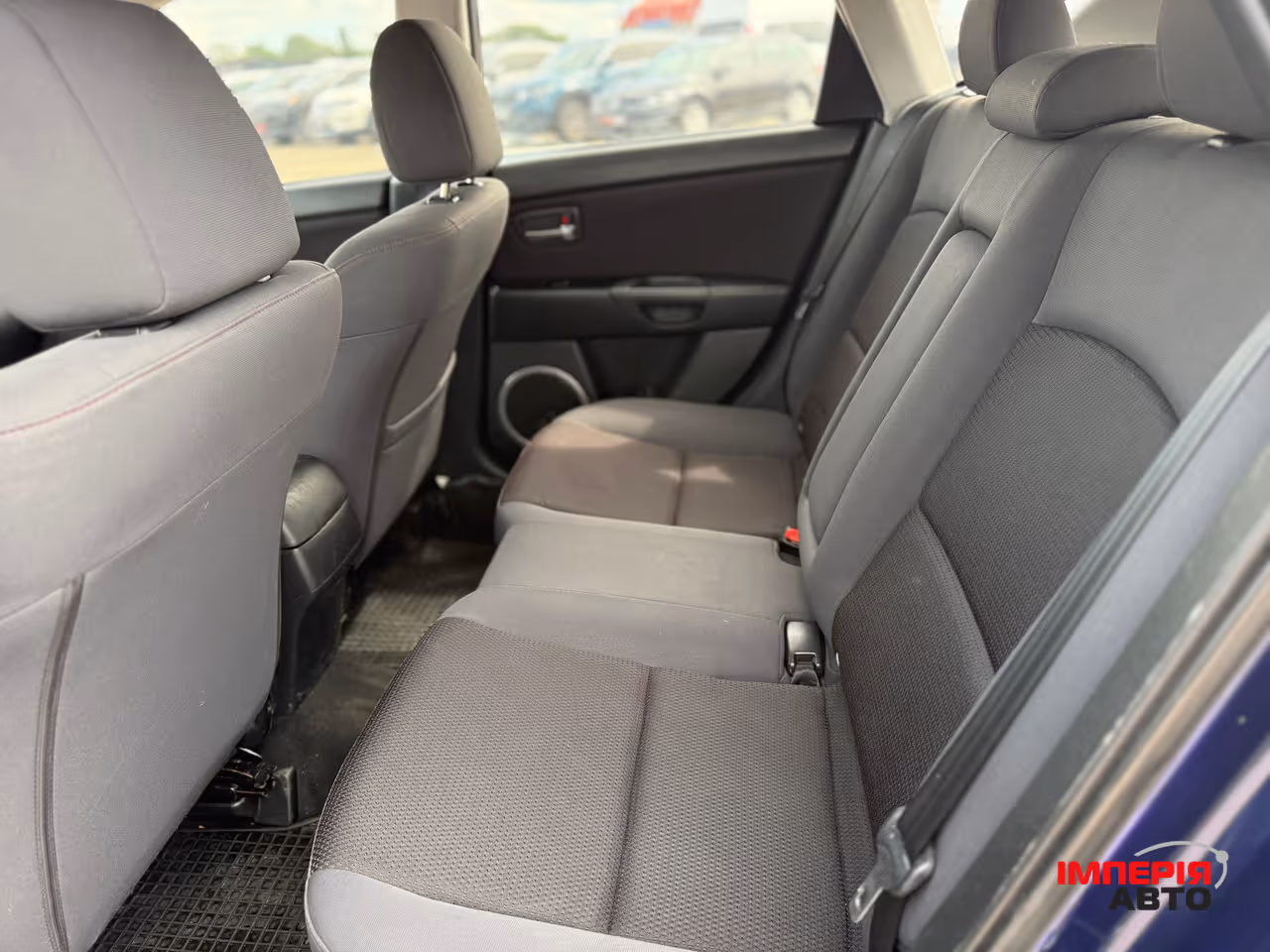 Mazda 3 - фото 10