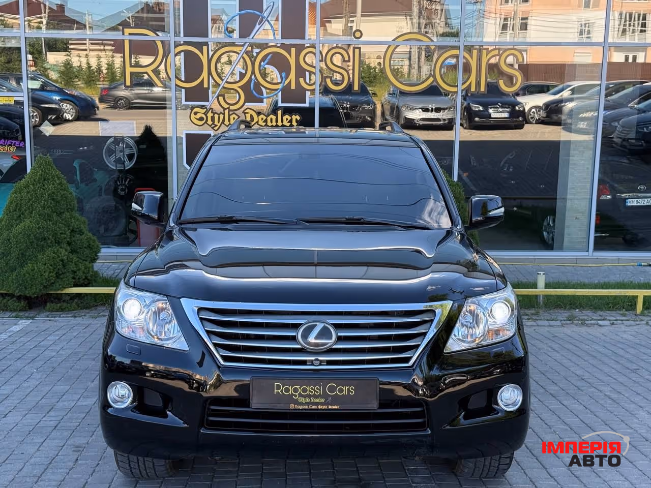 Lexus LX - фото 4