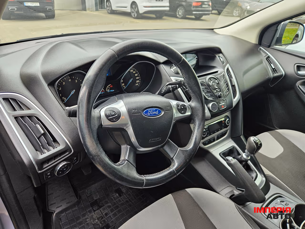 Ford Focus - фото 7