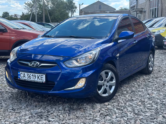 Hyundai Accent - фото 2