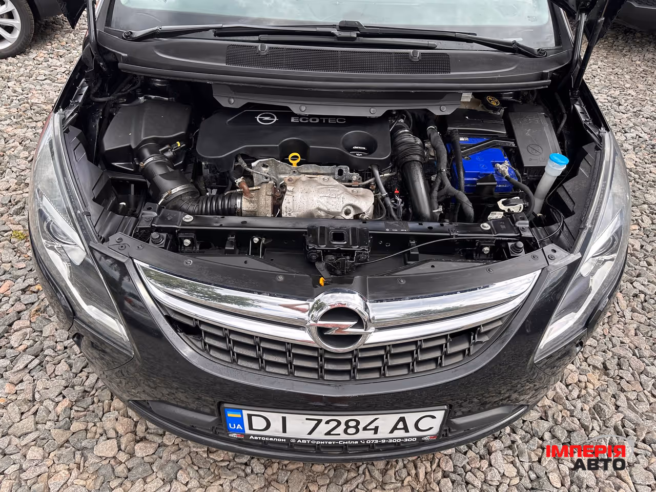 Opel Zafira - фото 3