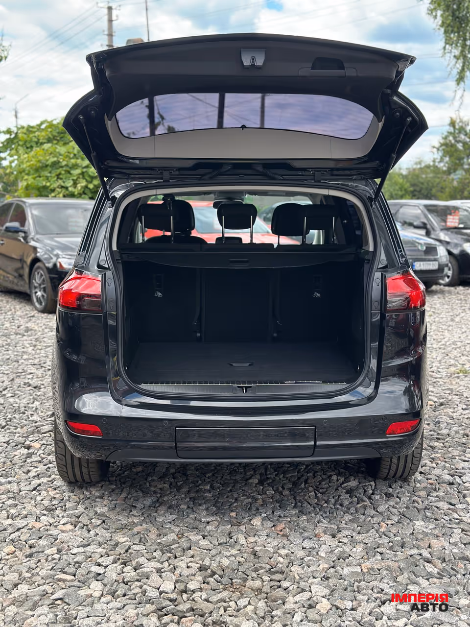 Opel Zafira - фото 15