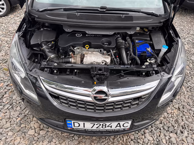 Opel Zafira - фото 3