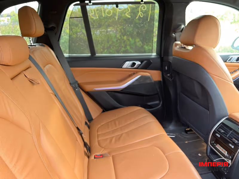 BMW X5 - фото 39