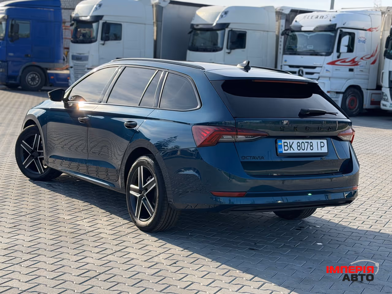Skoda Octavia - фото 12