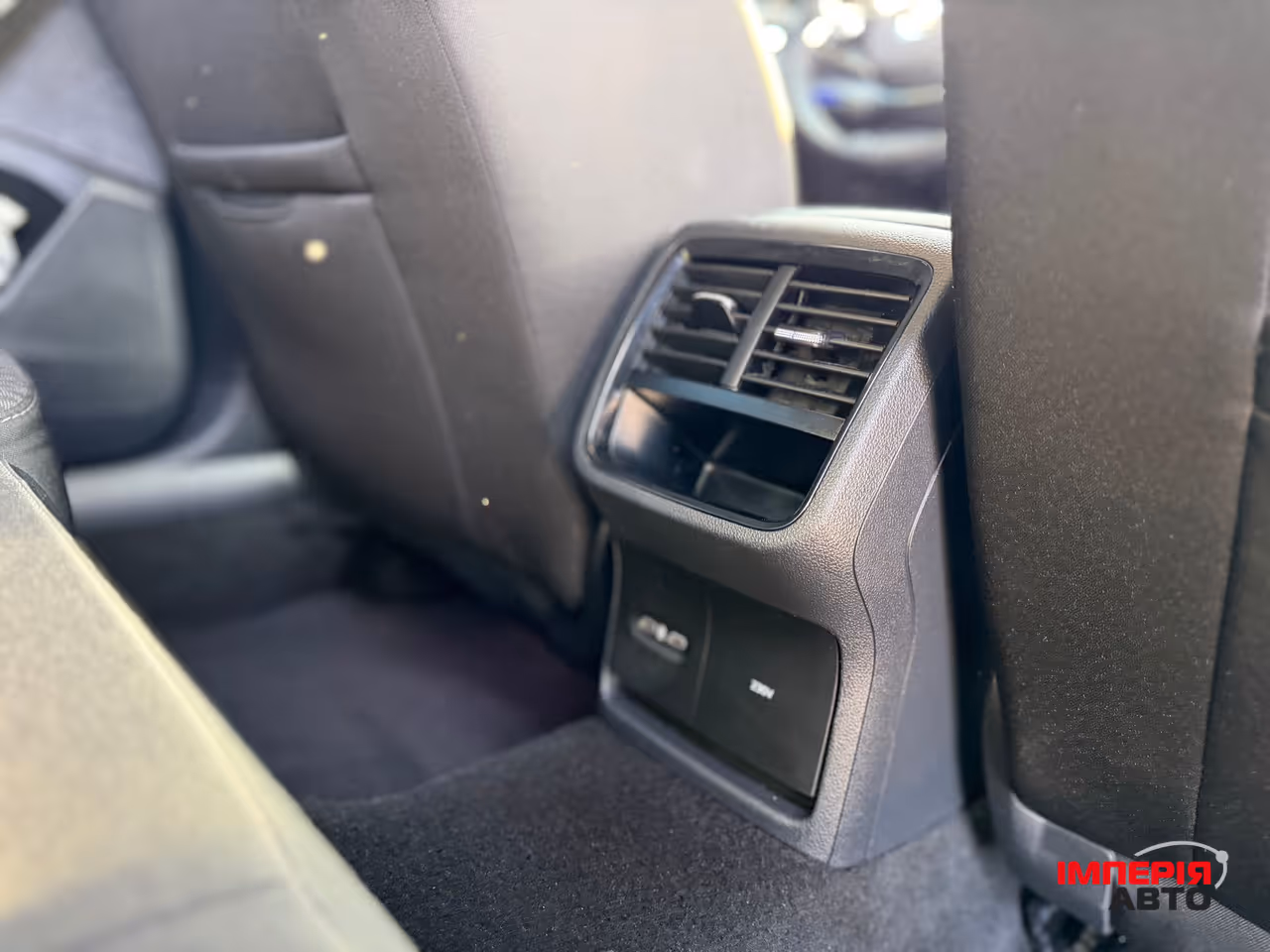 Skoda Octavia - фото 26