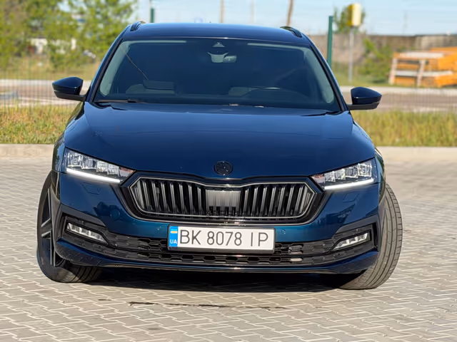 Skoda Octavia - фото 2