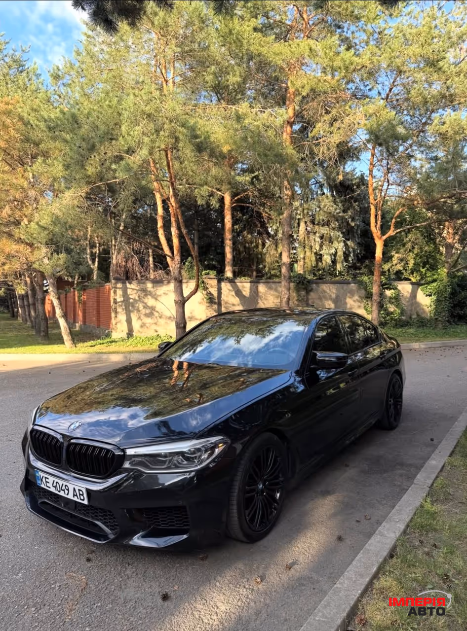 BMW 5 серії - фото 1