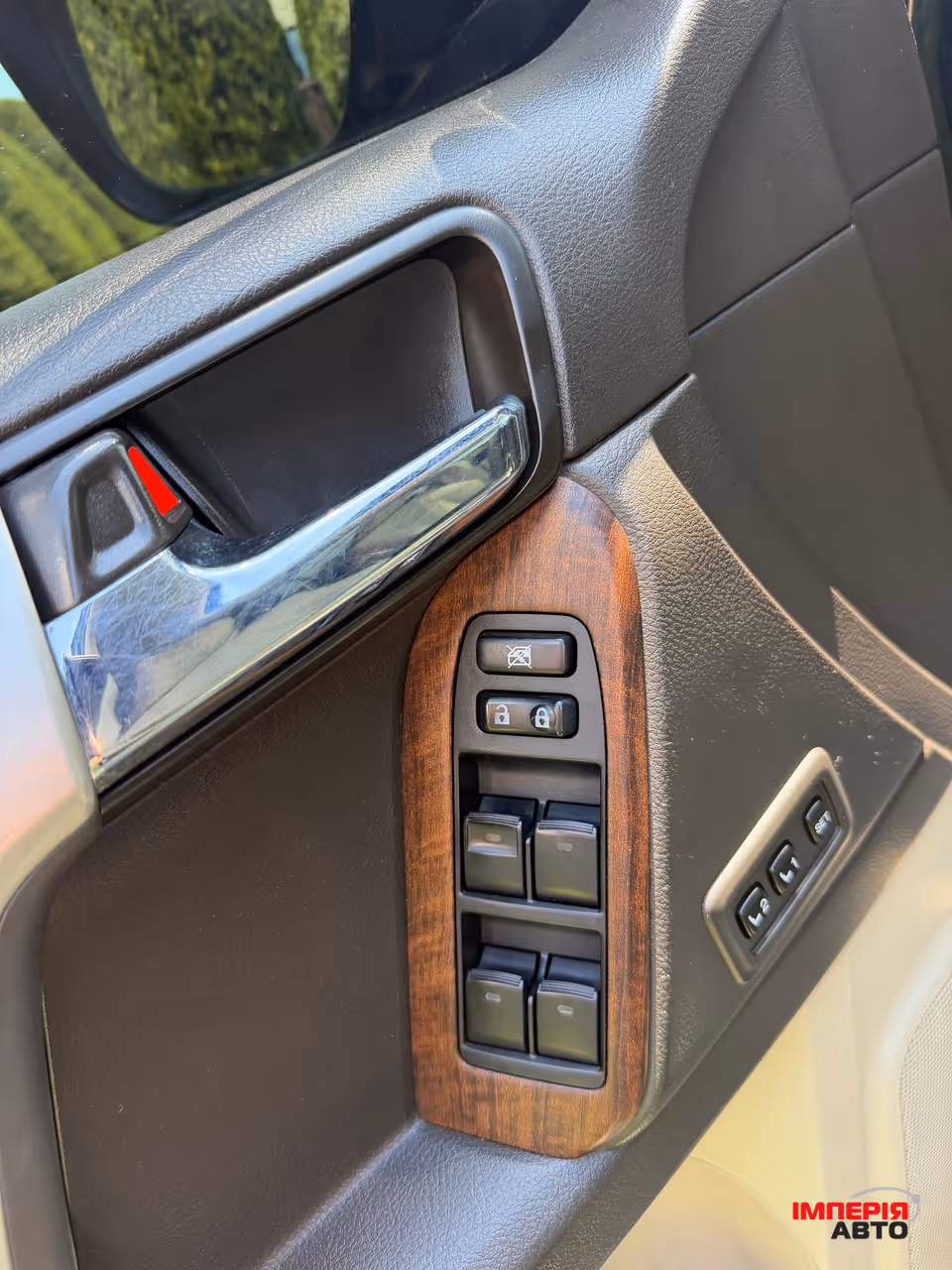 Toyota Land Cruiser Prado - фото 9