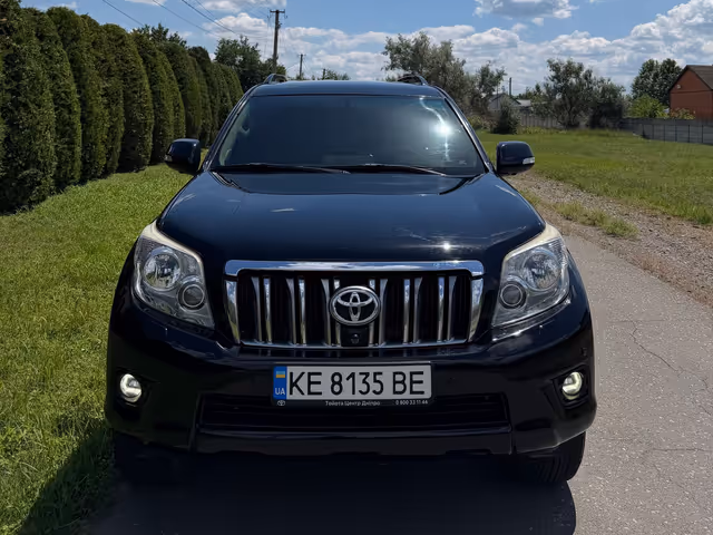 Toyota Land Cruiser Prado - фото 2